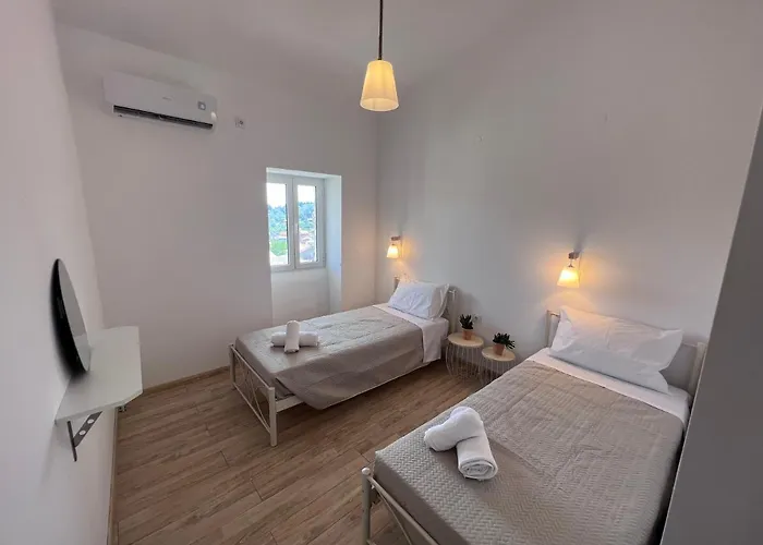 Nikos-nana's House 公寓